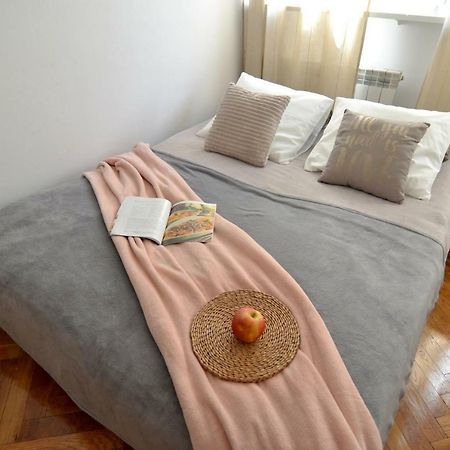 Sloneczny Apartament Grzybowska ワルシャワ エクステリア 写真