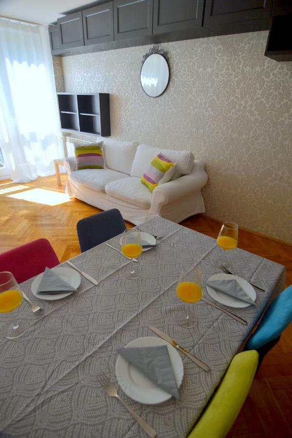 Sloneczny Apartament Grzybowska ワルシャワ エクステリア 写真